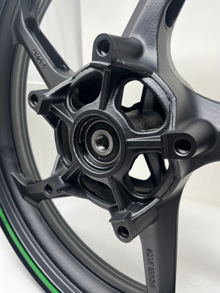 X22R 250cc | Front Rim (2040206)