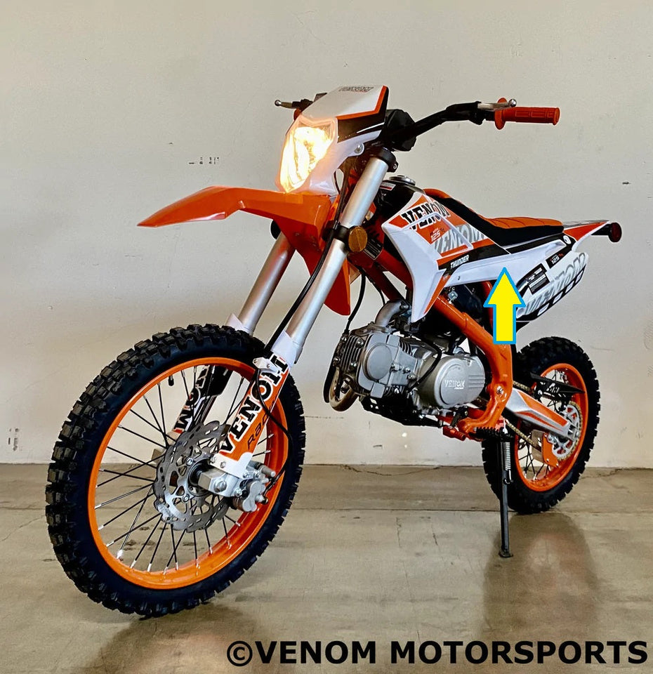 Venom Thunder 125cc Dirt Bike | Left Middle Side Plastic (301051002001)